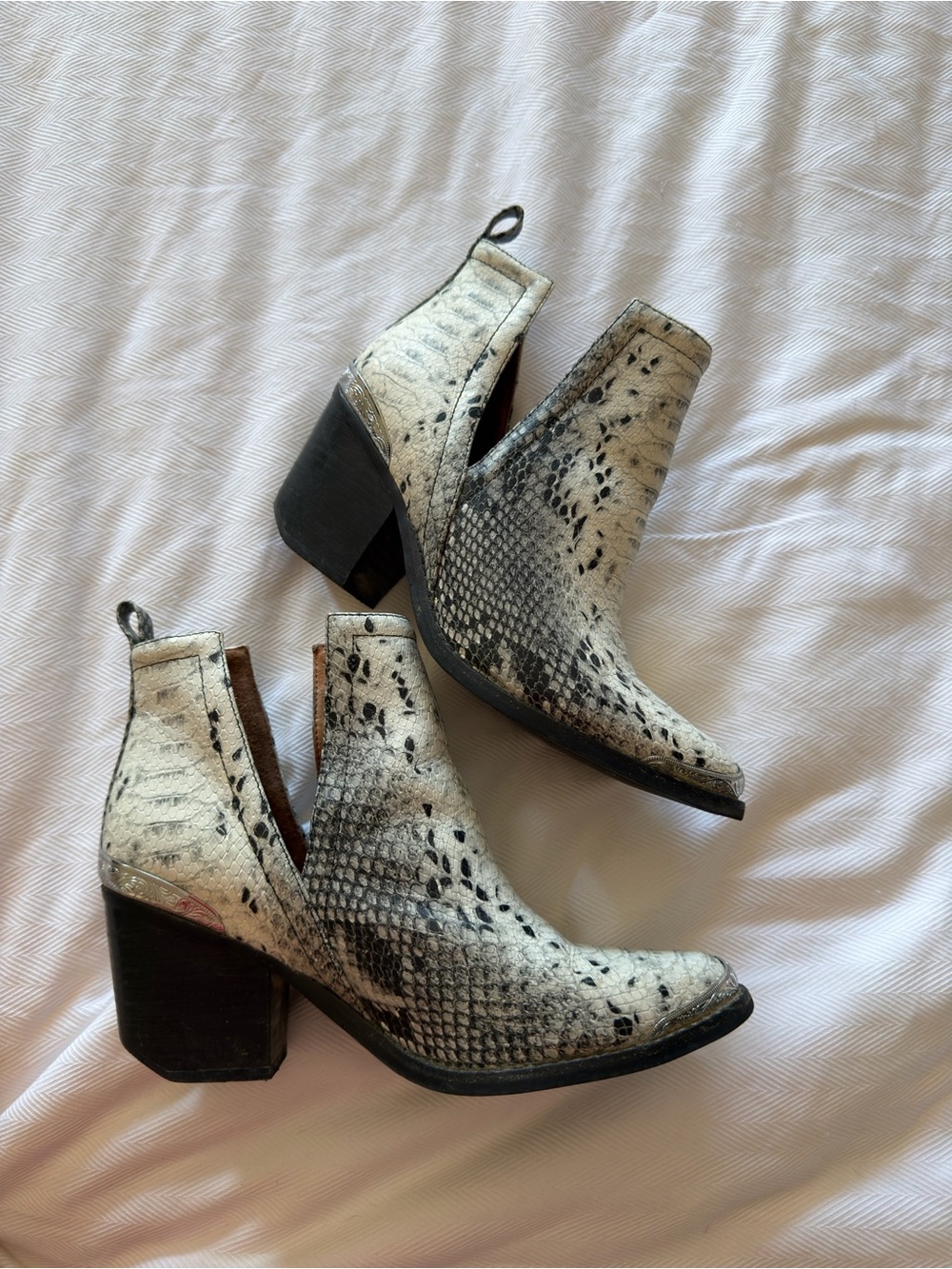 Jeffrey Campbell Cromwell cutout western booties
